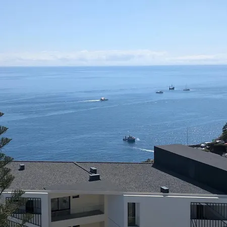 Sea And Mountain View 3 Bedroom With Elevator
